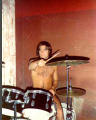 Greg Evigan Solo